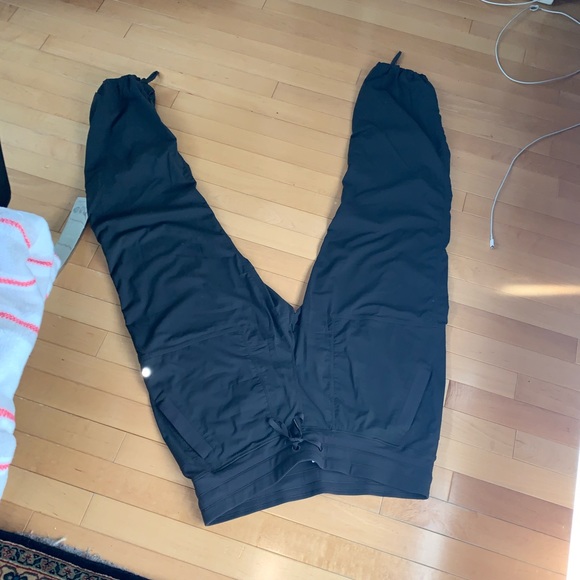Lululemon dance studio III size 12  Like new!  wore three times. - Picture 2 of 6